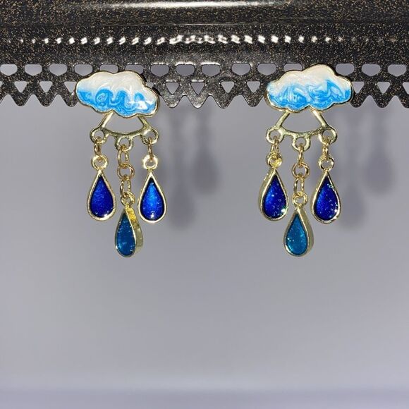 ✨🆕✨🌧️ Cute Rainy Cloud Tassel Earrings 🌧️ ✨ - Picture 5 of 14